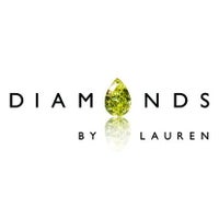 Foto diambil di Diamonds by Lauren oleh David F. pada 9/19/2014