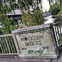 Photo taken at Möckernbrücke by Rollo W. on 8/31/2017