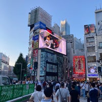 Photo taken at JR Shinjuku Sta. East Gate by Defekt t. on 9/30/2022