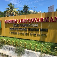 Photo taken at Museum Adityawarman by Dee G. on 3/21/2018