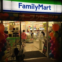 Photo taken at FamilyMart by 俊光 坂. on 7/17/2013