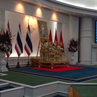 Photo taken at ห้องนเรศวร กองบัญชาการกองทัพไทย by Pamonsri N. on 9/8/2014