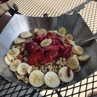 Photo taken at Vitality Bowls Traders Point by Runner on 5/14/2017