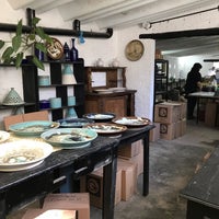 Photo taken at Taller Experimental De Ceramica by Kaitlyn S. on 12/7/2018