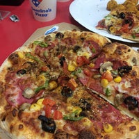 Photo taken at Domino&amp;#39;s Pizza by 👑 SERPİL 👑 on 10/31/2017