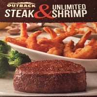 Photo taken at Outback Steakhouse by Remove M. on 8/27/2015