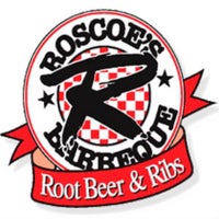 Foto scattata a Roscoe&amp;#39;s Root Beer &amp;amp; Ribs da Roscoe&amp;#39;s Root Beer &amp;amp; Ribs il 9/19/2014