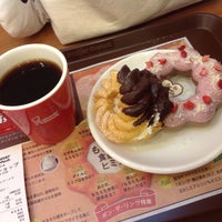 Photo taken at Mister Donut by 逢坂 ら. on 3/7/2016
