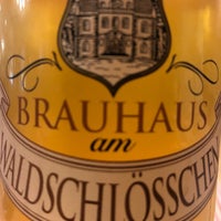 รูปภาพถ่ายที่ Paulaner Bräuhaus am Waldschlösschen โดย Petra O. เมื่อ 9/7/2019