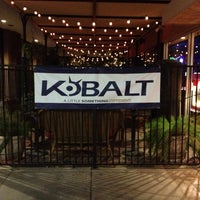 รูปภาพถ่ายที่ Kobalt Bar โดย Joe™ H. เมื่อ 10/15/2012