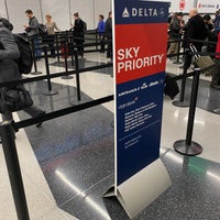 Photo taken at TSA Precheck Terminal 2 by Axel L. on 11/7/2019