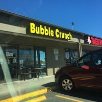 Photo taken at Bubble Crunch by Axel L. on 7/30/2017