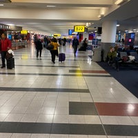Photo taken at Concourse B by Axel L. on 12/9/2019