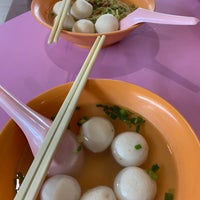 Photo taken at 新路 Fishball Noodle by Pheobe T. on 12/24/2019
