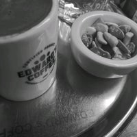 Photo taken at Edward&amp;#39;s Coffee by Gamze on 5/7/2022