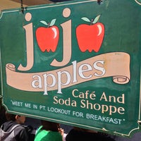 5/27/2013 tarihinde Steven D. L.ziyaretçi tarafından JoJo Apples Cafe &amp;amp; Soda Shoppe'de çekilen fotoğraf