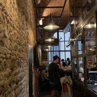 2/1/2020 tarihinde Wafaziyaretçi tarafından Rooster Cafe Firenze'de çekilen fotoğraf