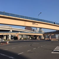 Photo taken at 飯田橋交差点 by usop on 11/18/2020