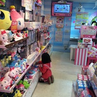 Photo taken at たまごっちデパート 原宿店 by Shu S. on 2/10/2013