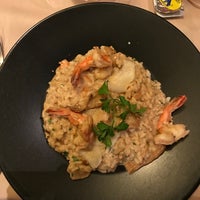 Снимок сделан в Ristorante Taormina пользователем Laurence 12/21/2017