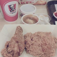 Photo taken at KFC by kaiyin🌿 on 12/15/2014