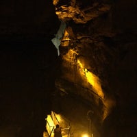 Foto diambil di Tınaztepe Mağarası oleh Lena B. pada 11/12/2021