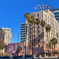 Foto diambil di AC Hotel by Marriott San Jose Downtown oleh Sandra G. pada 11/20/2022