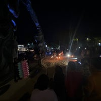 Photo taken at Parque Fundadores by Mina B. on 7/30/2022