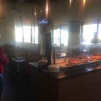11/26/2017 tarihinde Mina B.ziyaretçi tarafından Rudino&amp;#39;s Pizza &amp;amp; Grinders'de çekilen fotoğraf