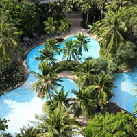 Photo prise au Garden Pool @ Hilton Phuket Arcadia Resort &amp;amp; Spa par Daniel N. le4/20/2019