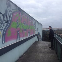 Foto tirada no(a) Sports &amp;amp; Friends por Leila S. em 11/19/2016