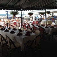 Foto scattata a Pier 701 Restaurant &amp;amp; Bar da Pier 701 Restaurant &amp;amp; Bar il 9/25/2014