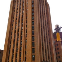 Das Foto wurde bei Beekman Tower von The Corcoran Group am 7/1/2013 aufgenommen