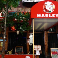 7/29/2013에 The Corcoran Group님이 Harley&amp;#39;s Smokeshack &amp;amp; BBQ에서 찍은 사진