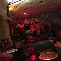 1/26/2016 tarihinde Söylem B.ziyaretçi tarafından Karaf Cafe &amp;amp; Bar'de çekilen fotoğraf