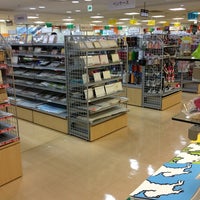 インキューブ 天神店 Material De Escritorio