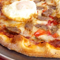 Foto diambil di Moni&amp;#39;s Pasta and Pizza oleh Moni&amp;#39;s Pasta and Pizza pada 9/27/2014
