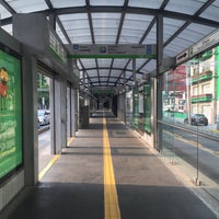 Photo taken at Metrobús Etiopía/Plaza de la Transparencia (Líneas 2 y 3) by Abraham on 5/23/2016
