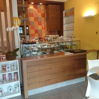 Das Foto wurde bei Camomila Bistrô &amp;amp; Café von Camomila Bistrô &amp;amp; Café am 9/29/2014 aufgenommen