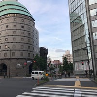 Photo taken at 新宿六丁目交差点 by かず on 6/12/2021