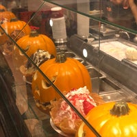 Photo taken at Cold Stone Creamery by i k. on 10/7/2019