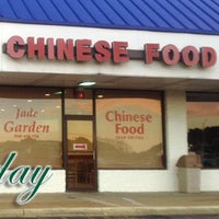 Foto tirada no(a) Jade Garden Chinese Restaurant por Jade Garden Chinese Restaurant em 9/29/2014
