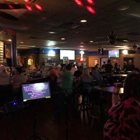 Foto tomada en Rack &amp;amp; Helen&amp;#39;s Bar and Grill  por Eric K. el 5/5/2018