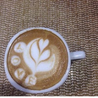 5/1/2016 tarihinde Süleyman Görkemziyaretçi tarafından Coffee S Crown'de çekilen fotoğraf
