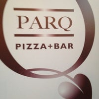 Снимок сделан в ParQ Pizza + Bar пользователем Carlton M. 10/5/2012