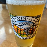 Photo taken at Flying Goose Brew Pub &amp;amp; Grille by Stephen S. on 11/21/2020