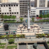 Foto diambil di Union Square oleh Fred G. pada 4/28/2013