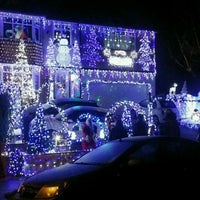 Photo taken at Pinewood Close lights by Memories... on 12/11/2016