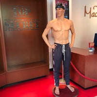 Photo taken at Madame Tussauds by Incredible on 9/12/2018