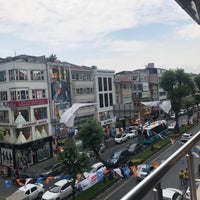 Foto diambil di Cadde Cafe &amp;amp; Nargile oleh Fatih A. pada 6/23/2018